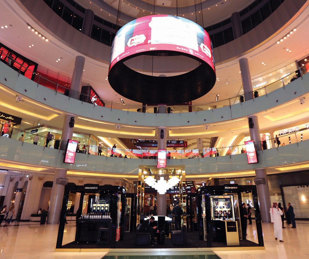 PG-Fragrance-Podium-The-Dubai-Mall-01